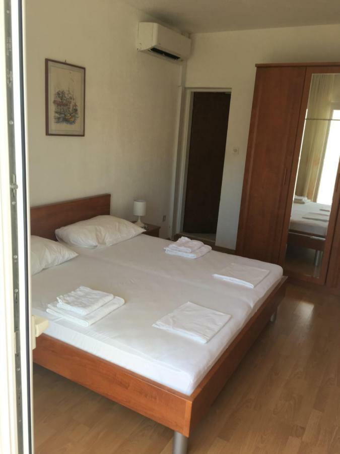 Apartment Velada Hvar Town Buitenkant foto